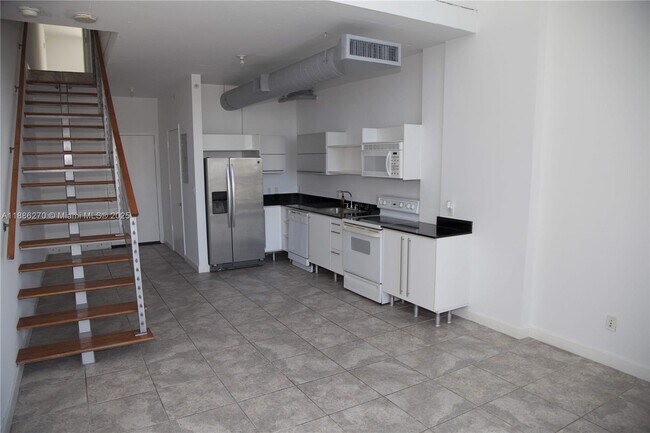 Photo - 690 SW 1st Ct Unidad 2522