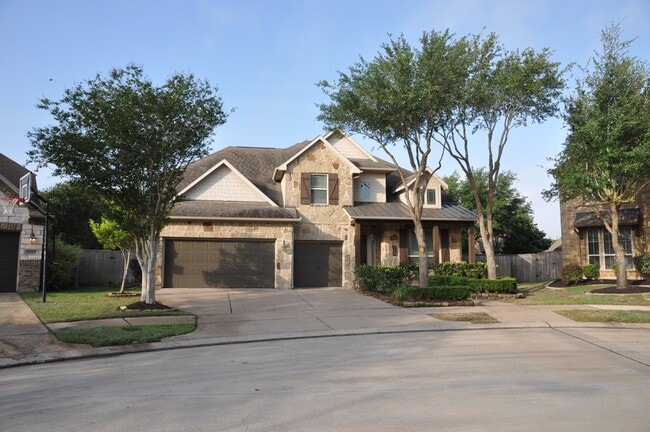 Building Photo - 27619 Lodgemist Ct