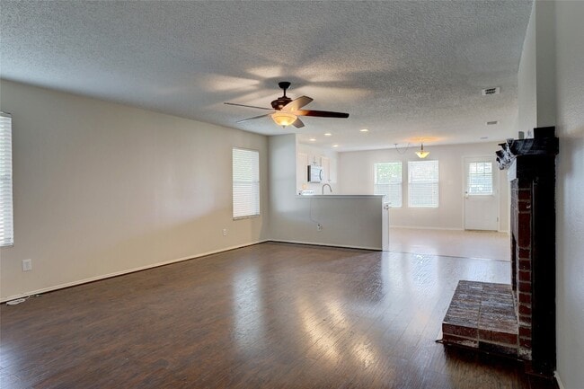 Photo - 4608 Cedar Crest Dr