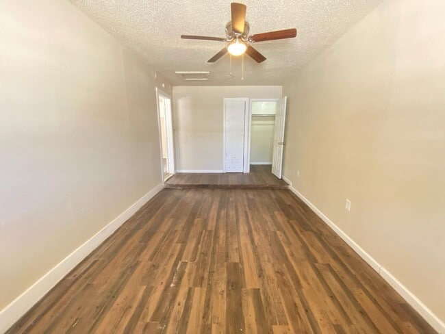 Photo - 1708 E Dartmouth St Unit 1708 E Dartmouth  A