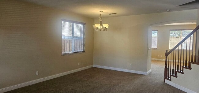 Photo - Spacious 5-Bedroom, 2.5-Bath Home for Rent in Madera
