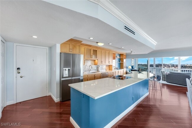 Building Photo - 250 Park Shore Dr Unit 803