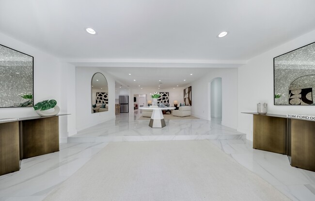 Photo - 871 NE 81st St