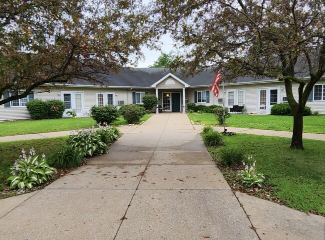 Photo - 700 N Douglas Ave Unit #700