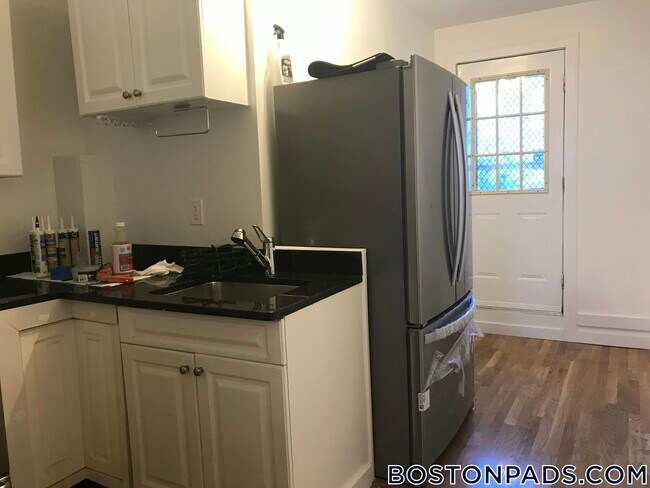 682 Parker St Unidad 1