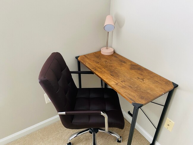 Photo - 1 Linton Hall, Bristow