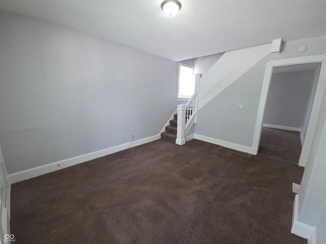 Photo - 518 W 28th St