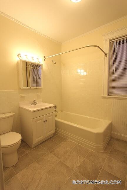 281 St Paul St Unit 23
