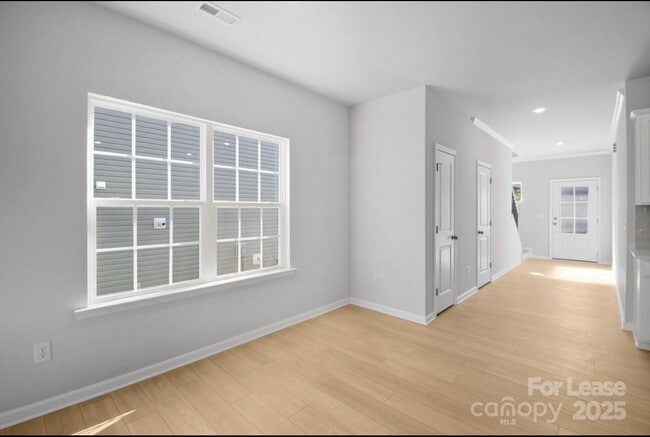 Photo - 4326 Shimmering Stone Wy