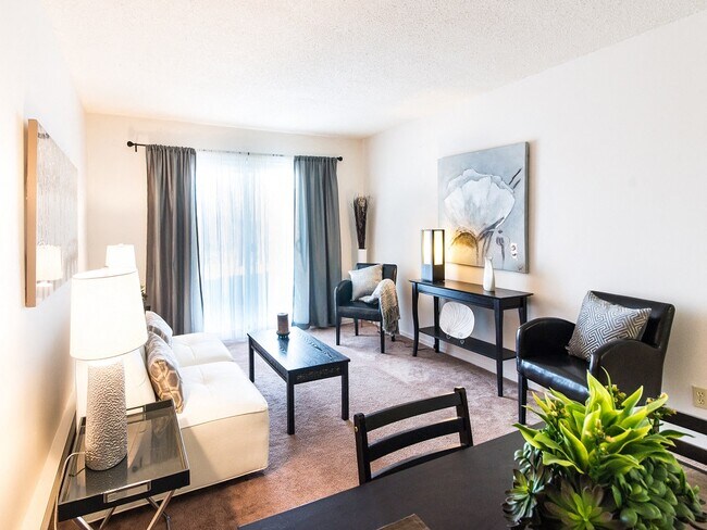 Photo - Bayridge Court Apartments