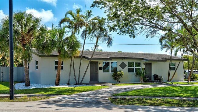 Photo - 101 NE 35th St Unidad A