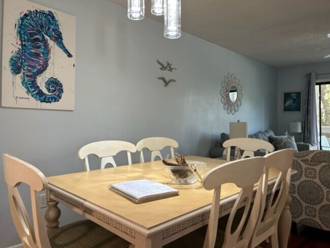 Photo - Fiddlers Cove