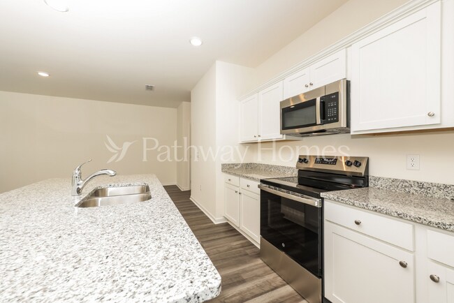 Photo - 1074 Large Poppy Dr