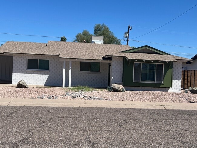 Photo - 8608 E Highland Ave