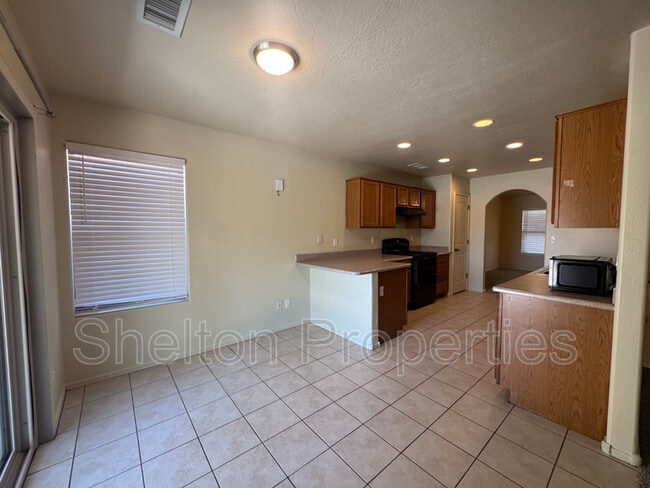 Photo - 25184 W Cranston Ln