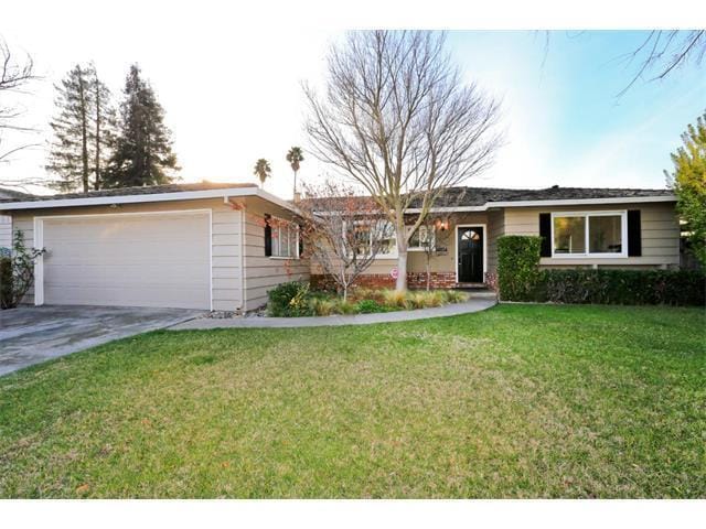 Beautiful single family home near Westfiel... - Beautiful single family home near Westfiel...