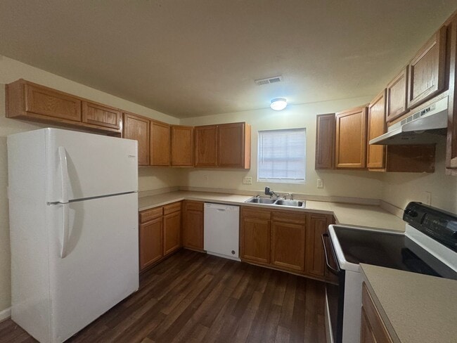 Photo - Cozy Private Living in Suffolk