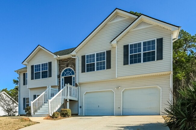 Photo - 214 Oakleigh Ln