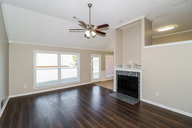 Photo - 7658 Shadow Hills Dr