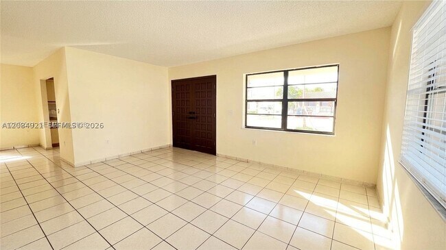 Photo - 2820 SW 25th St Unit 2820