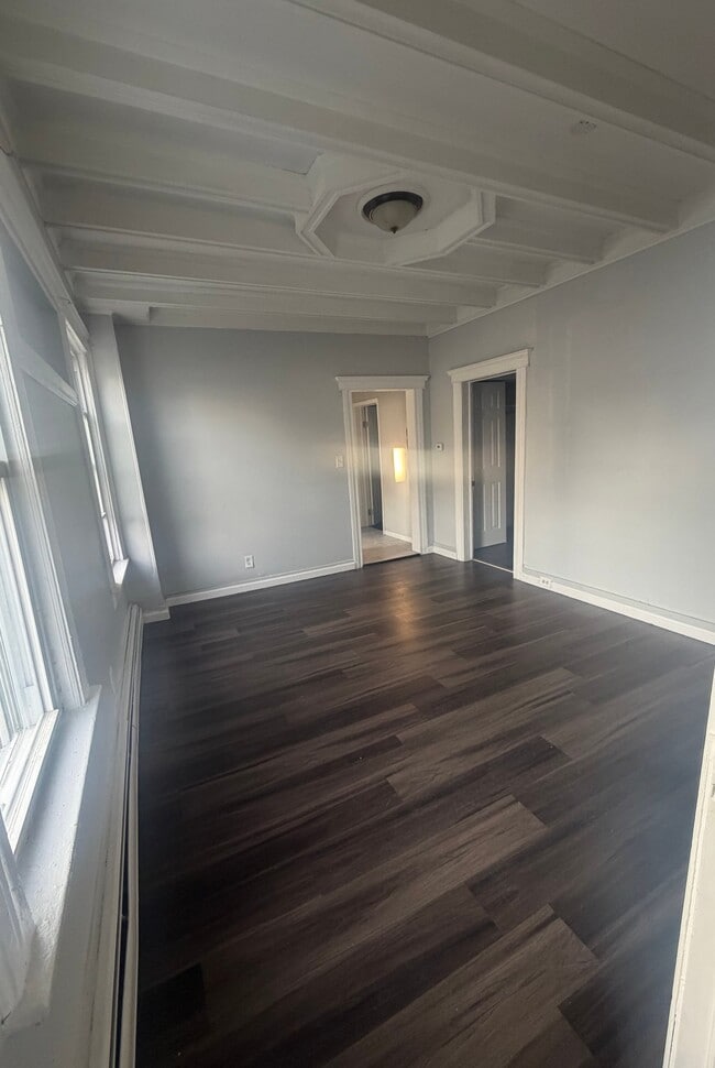 255 Lafayette St