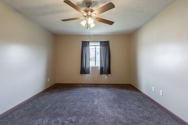 Photo - Beautiful Newer Home In South Lincoln