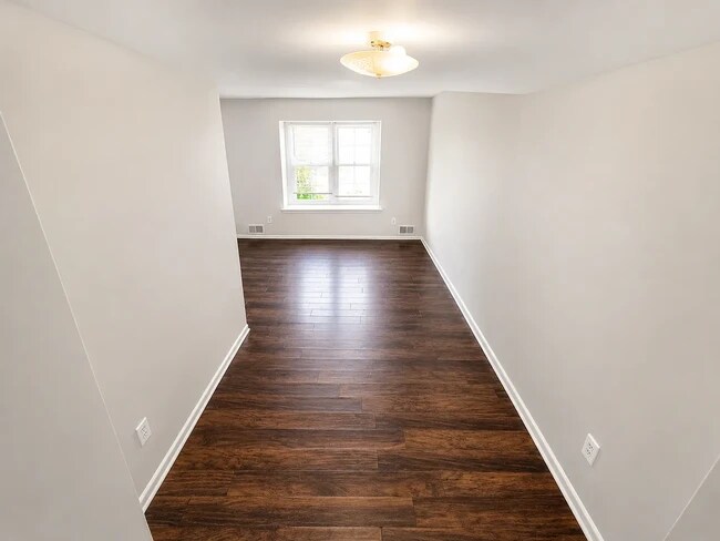 164 Woodlake Manor Dr