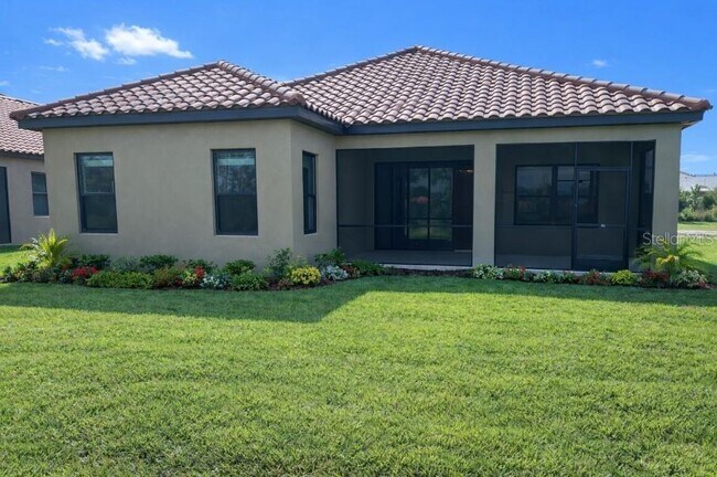 Photo - 341 Ariano Ave