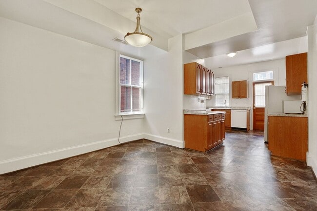 Photo - Professionally Managed// 3 Bedroom 2 Bathroom Condo // Kalorama/Dupont Circle// 1 Parking Spot In...
