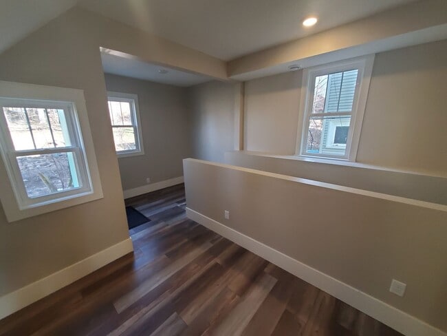 Photo - 1719 E 5th St Unidad 1