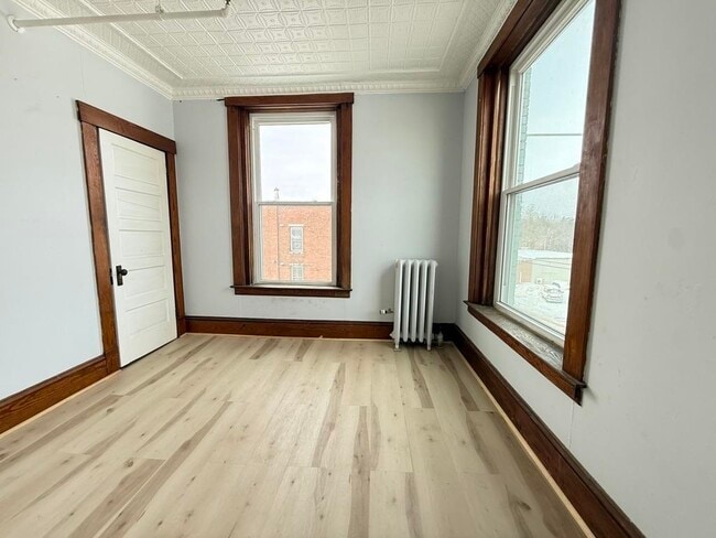 Photo - 41-43 Central St Unidad 17