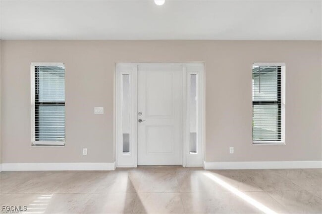 Building Photo - 1241 NW 37th Pl Rental