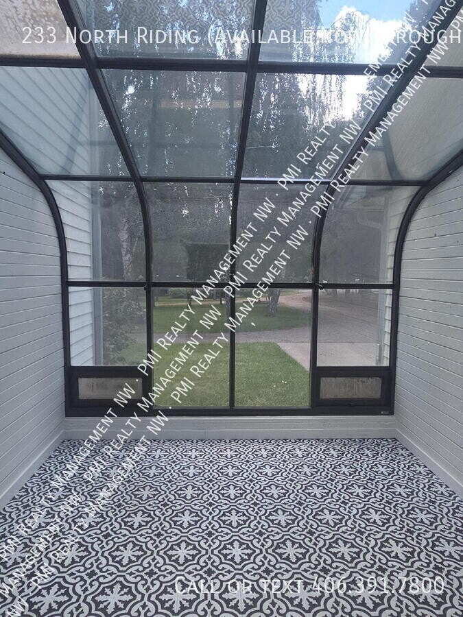 Photo - 233 N Riding