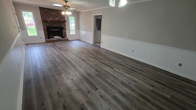 7 Cimerron Dr