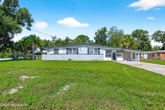 Photo - 6635 Blackwood Dr