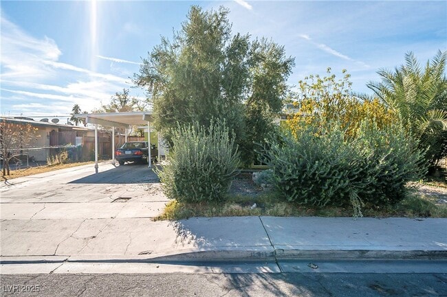 Photo - 1306 E Phillips Ave