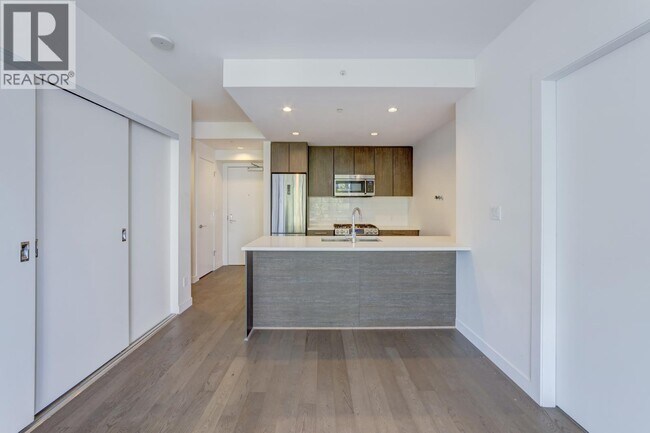 9060 University Crescent Unit 10XX