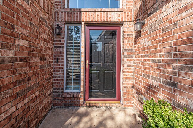 Photo - 7431 Riven Oaks Ct