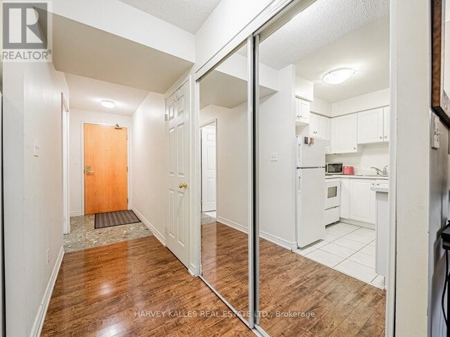 Photo - 43 Eglinton Ave E Unit 1101