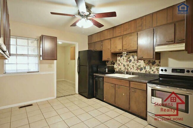 Photo - 4175 Willard Dr