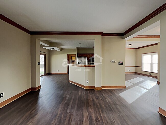 Photo - 9186 Pointe Ct