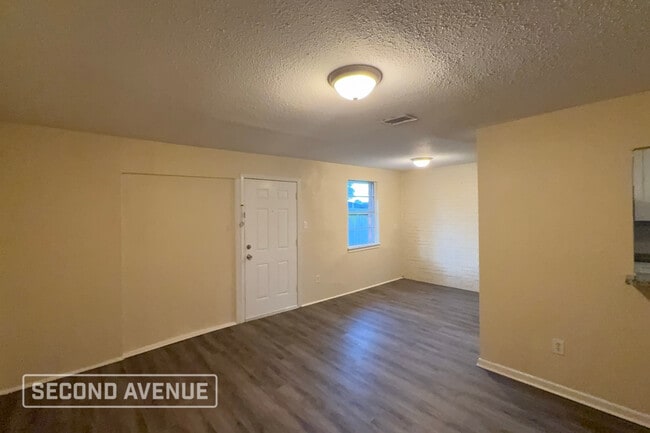 Photo - 501 Pamela Dr