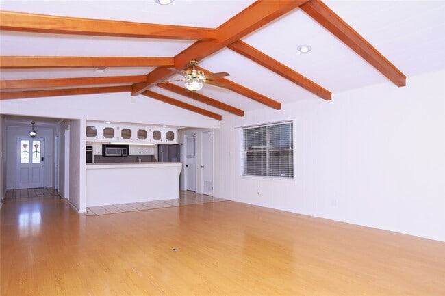 Photo - 115 Irwin Rd