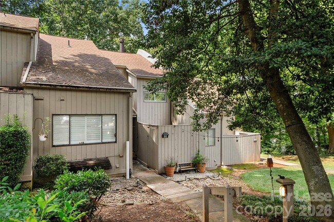 Photo - 222 Riverview Terrace