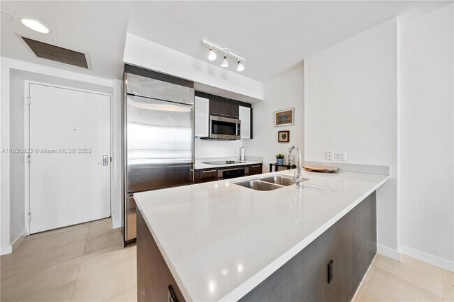 Photo - 55 SE 6th St Condo Unit 1708