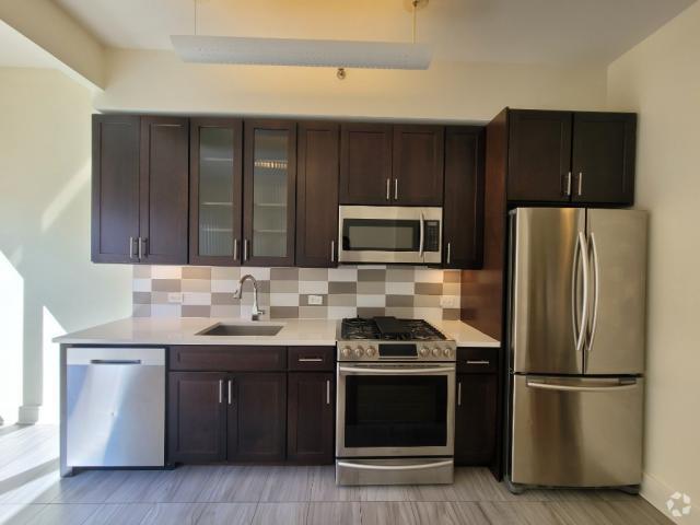 Building Photo - 1 bedroom in ASTORIA NY 11102 Unit 3FF Rental