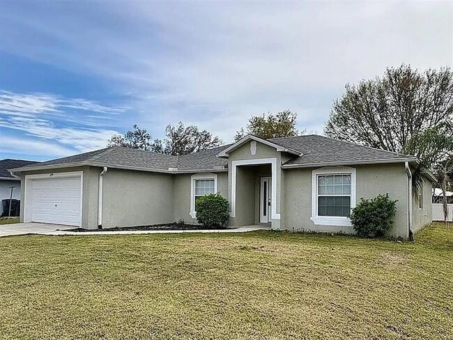 Building Photo - 2399 Oracle Ln