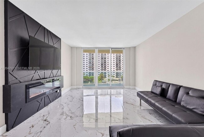 Photo - 19380 Collins Ave Unit 608