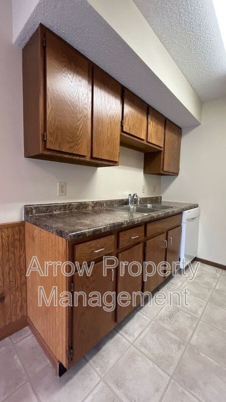 Photo - 3405 Holdrege St Unit 304