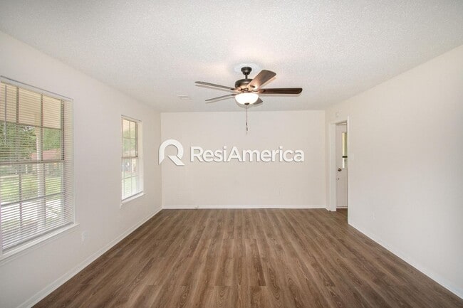 Photo - Newly Renovated 3/1.5 in Horn Lake